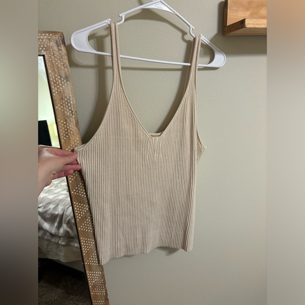 Cute boutique knitted tank! 1xl, tru to size!